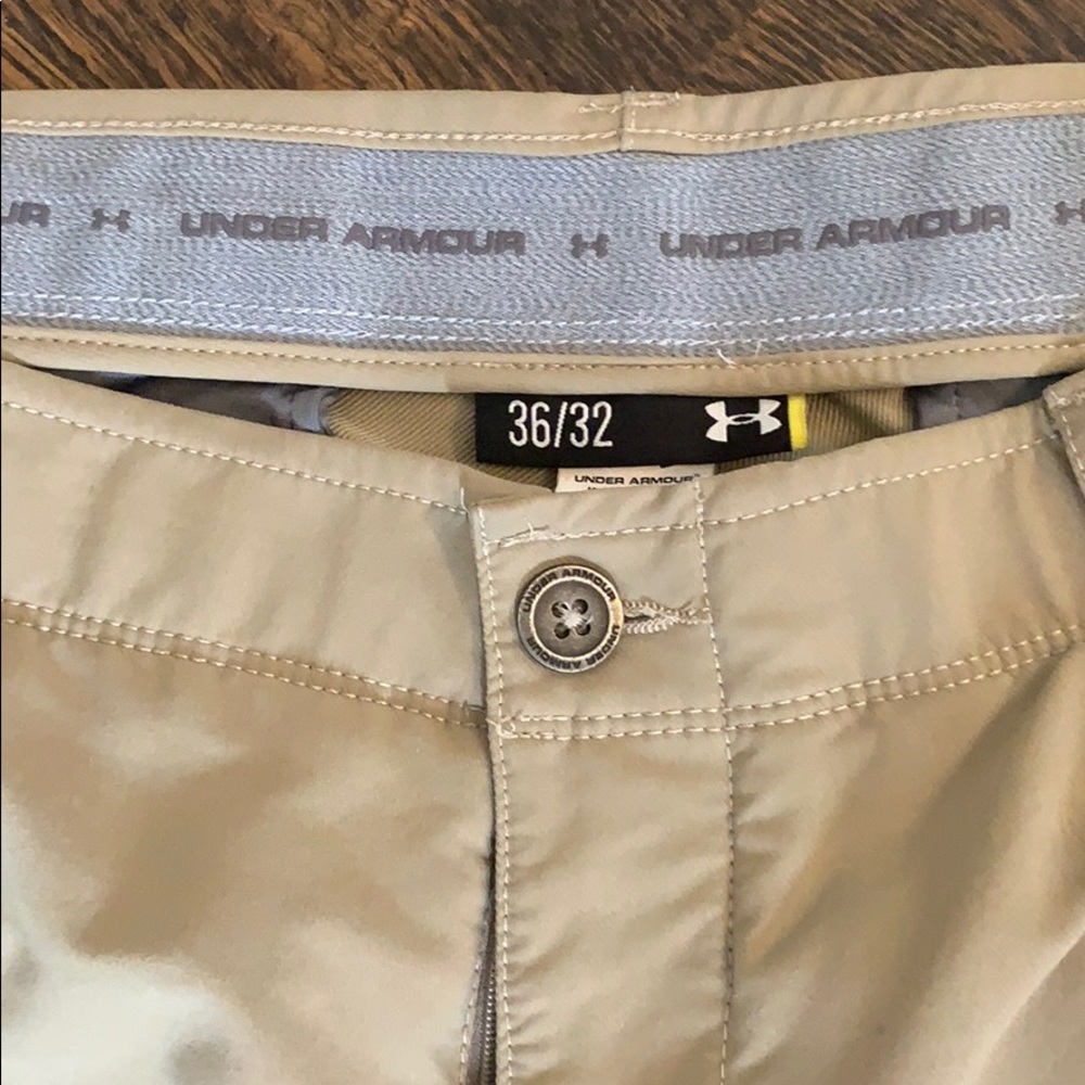 Under Armour khaki golf pants
